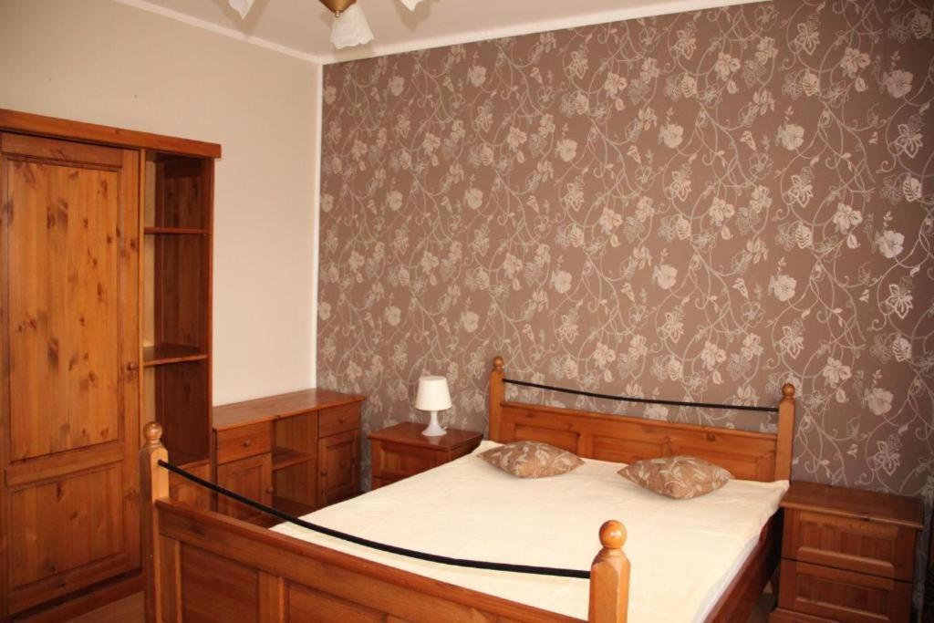 Apartamenty Eka Dom Goscinny 350M Do Plazy Rewal Exterior photo