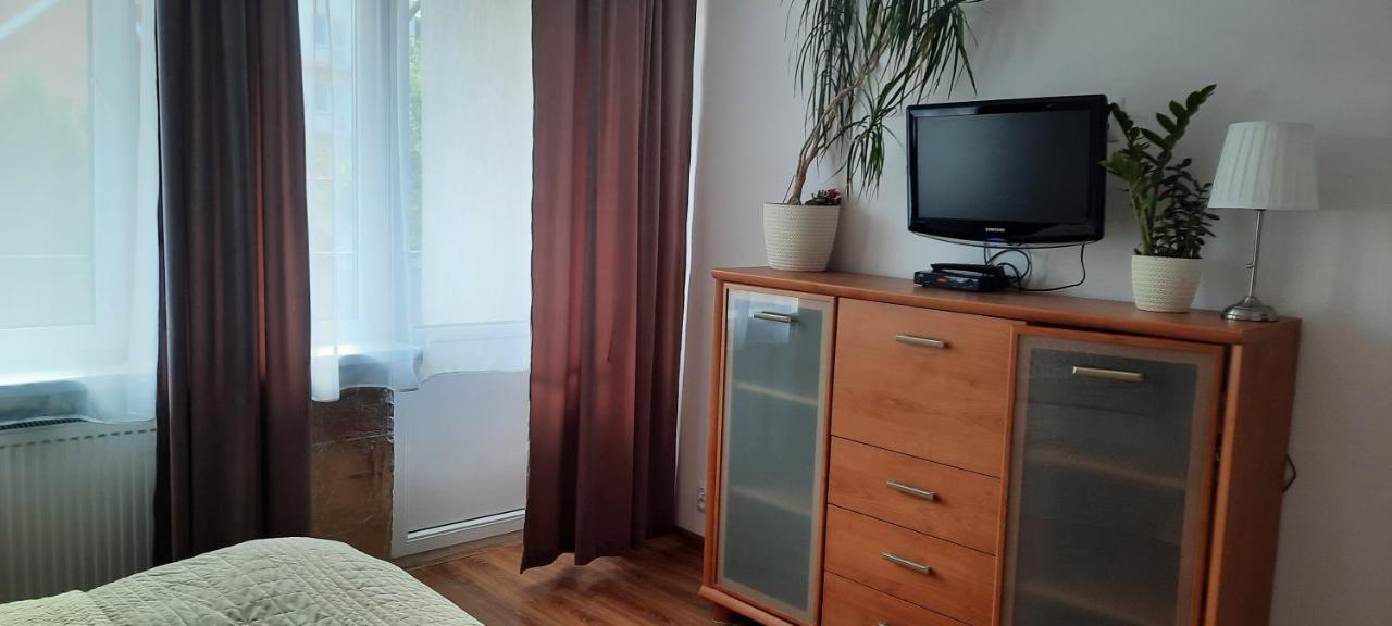 Apartamenty Eka Dom Goscinny 350M Do Plazy Rewal Exterior photo
